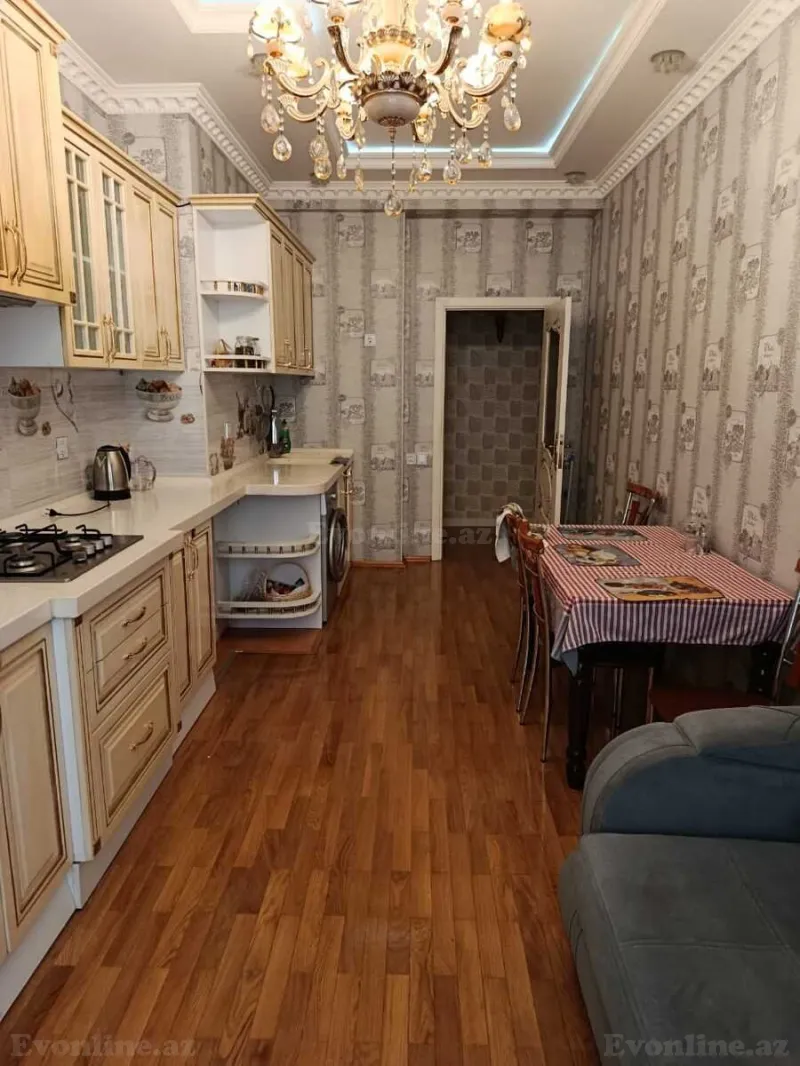 Kirayə verilir 2 otaqlı Mənzil Yeni tikili 107 m² Xətai m.