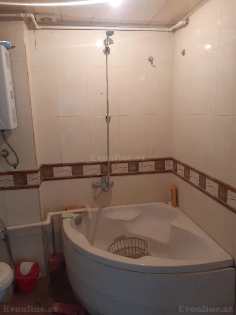Satılır 2 otaqlı Mənzil Köhnə tikili 65 m² 9-cu mikrorayon - şəkil 5