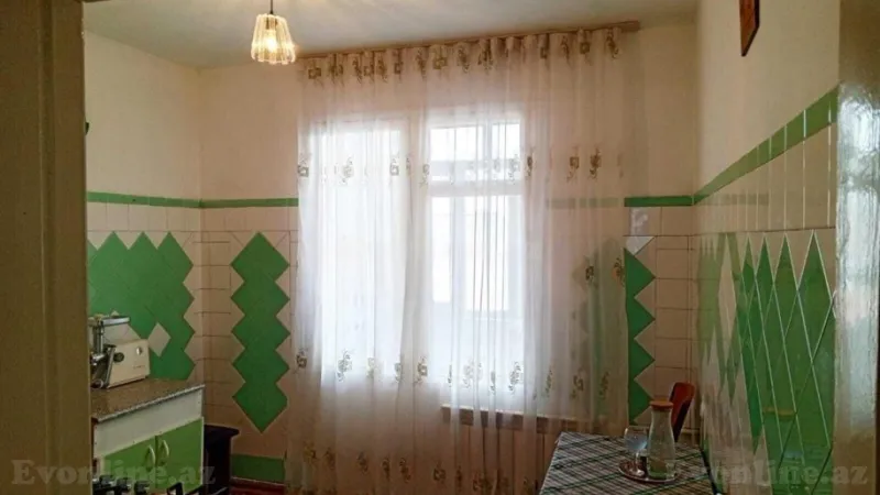 Satılır 3 otaqlı Mənzil Köhnə tikili 80 m² Elmlər Akademiyası m. - şəkil 6