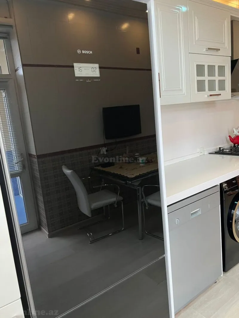 Kirayə verilir 3 otaqlı Mənzil Yeni tikili 140 m² Nizami m. - şəkil 13