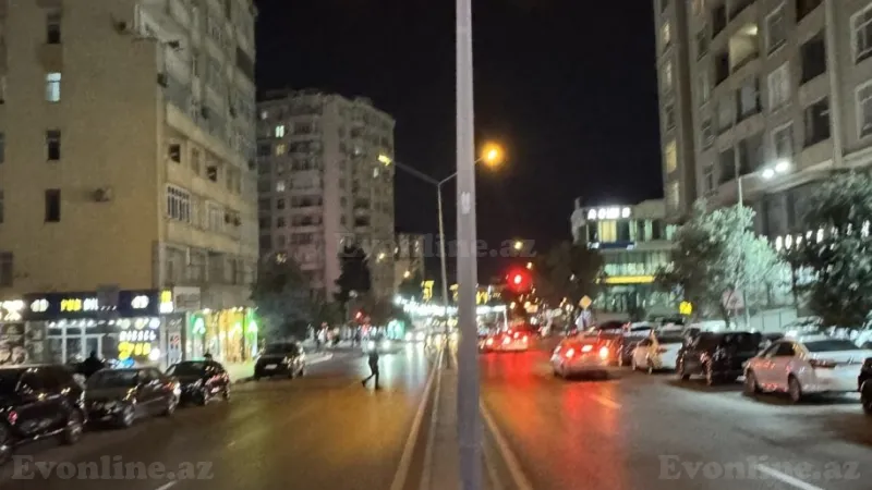 Satılır 2 otaqlı Mənzil Köhnə tikili 50 m² 1-ci mikrorayon - şəkil 2