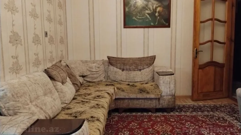 Satılır 3 otaqlı Mənzil Köhnə tikili 90 m² Xalqlar Dostluğu m.