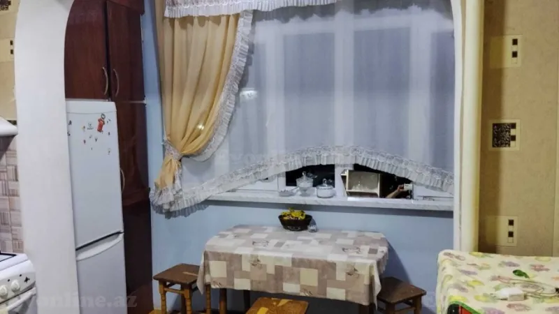 Satılır 3 otaqlı Mənzil Köhnə tikili 90 m² Xalqlar Dostluğu m. - şəkil 4