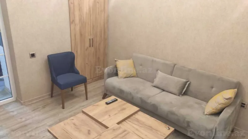 Kirayə verilir 2 otaqlı Mənzil Köhnə tikili 50 m² Sahil m. - şəkil 2