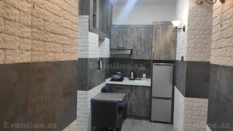Kirayə verilir 2 otaqlı Mənzil Köhnə tikili 50 m² Sahil m. - şəkil 7