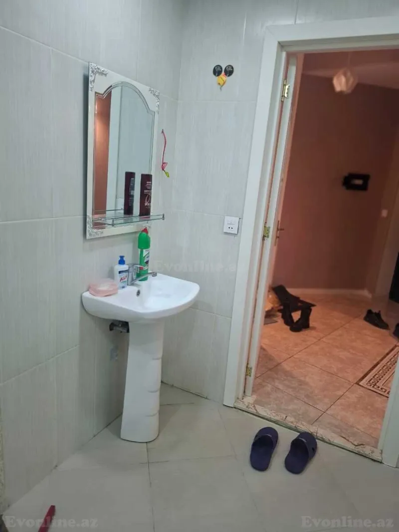 Kirayə verilir 3 otaqlı Mənzil Köhnə tikili 85 m² Yasamal r. - şəkil 11