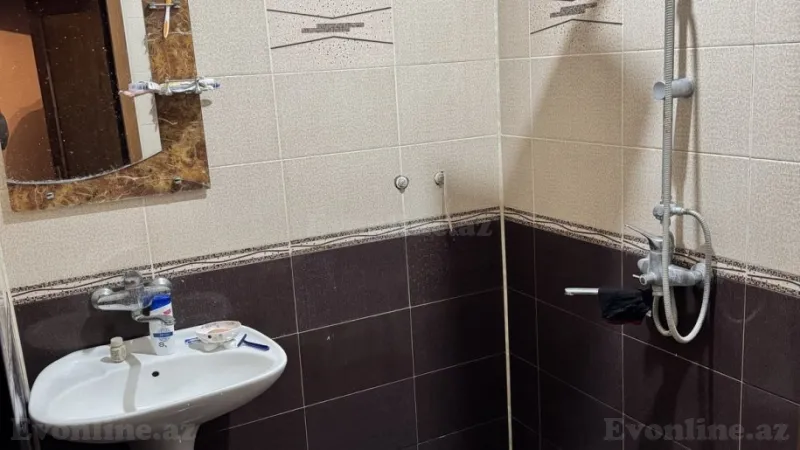 Kirayə verilir 2 otaqlı Mənzil Köhnə tikili 42 m² 3-cü mikrorayon - şəkil 7