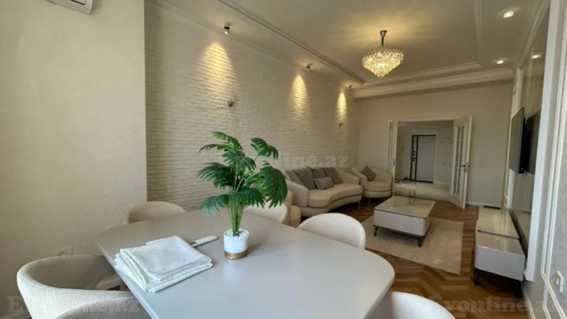 Kirayə verilir 2 otaqlı Mənzil Yeni tikili 75 m² İçərişəhər m. - şəkil 5