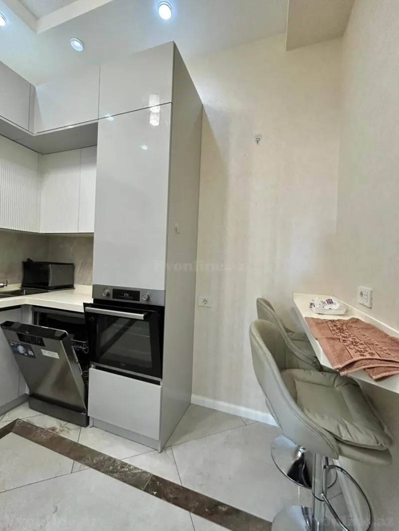 Kirayə verilir 2 otaqlı Mənzil Yeni tikili 75 m² İçərişəhər m. - şəkil 13
