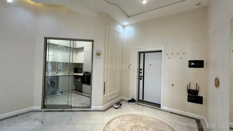 Kirayə verilir 2 otaqlı Mənzil Yeni tikili 75 m² İçərişəhər m. - şəkil 17