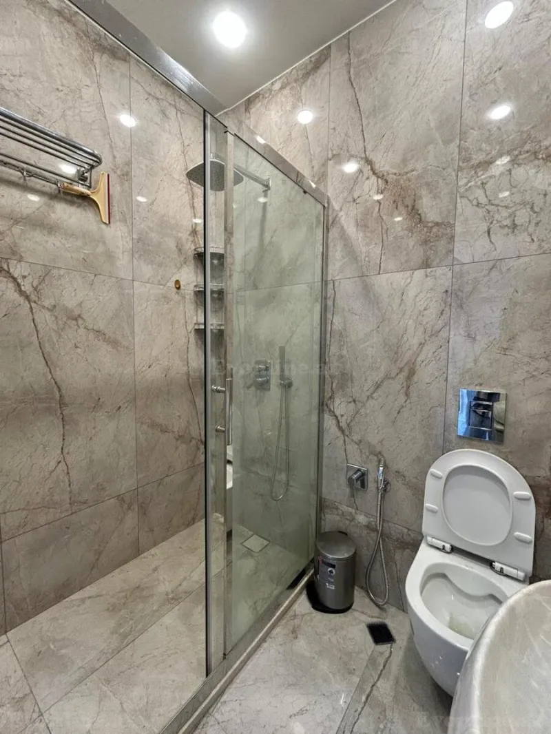 Kirayə verilir 2 otaqlı Mənzil Yeni tikili 75 m² İçərişəhər m. - şəkil 18