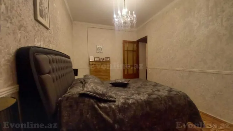 Satılır 2 otaqlı Mənzil Köhnə tikili 70 m² Nəsimi r. - şəkil 2