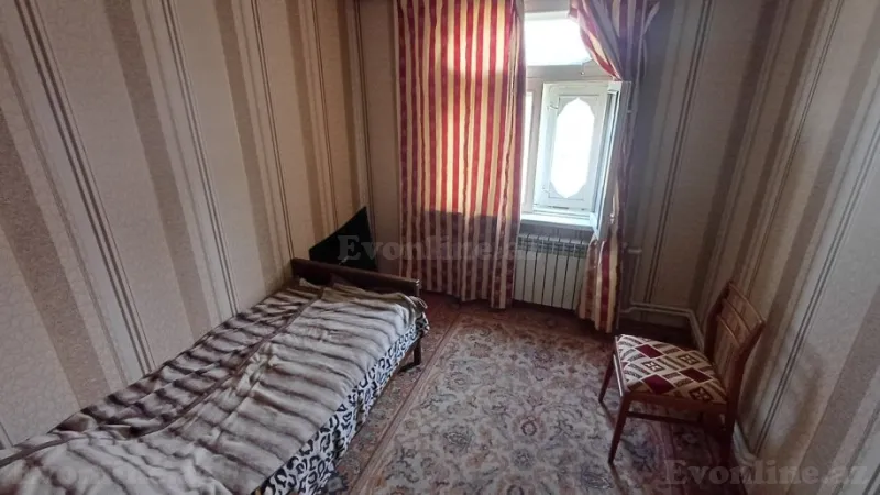 Kirayə verilir 3 otaqlı Mənzil Köhnə tikili 120 m² Yasamal