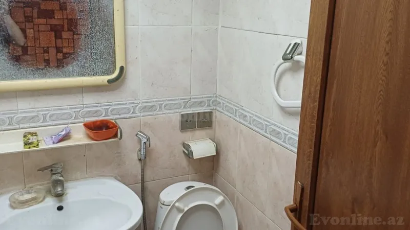 Kirayə verilir 3 otaqlı Mənzil Köhnə tikili 120 m² Yasamal - şəkil 4