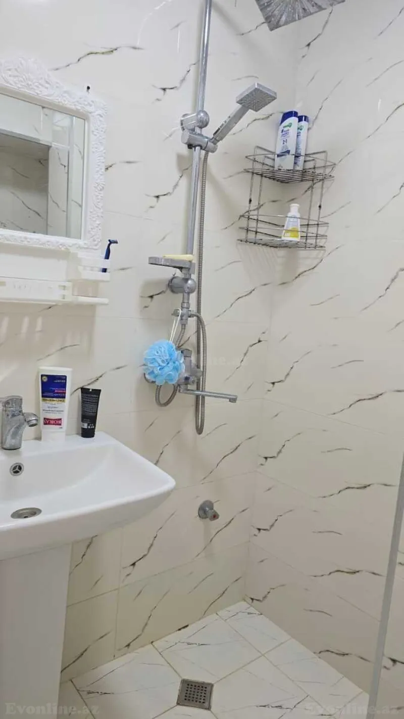 Kirayə verilir 2 otaqlı Mənzil Köhnə tikili 60 m² Nəsimi r. - şəkil 8