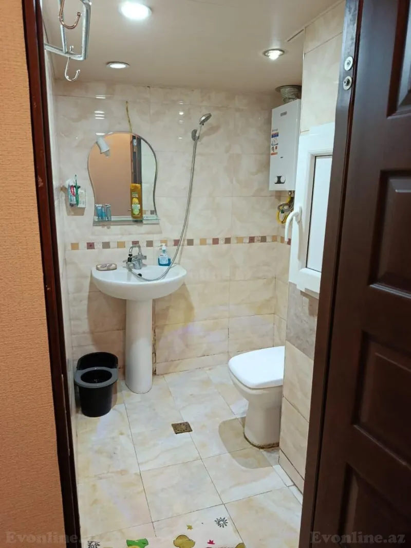 Kirayə verilir 2 otaqlı Mənzil Köhnə tikili 48 m² Həzi Aslanov m. - şəkil 4