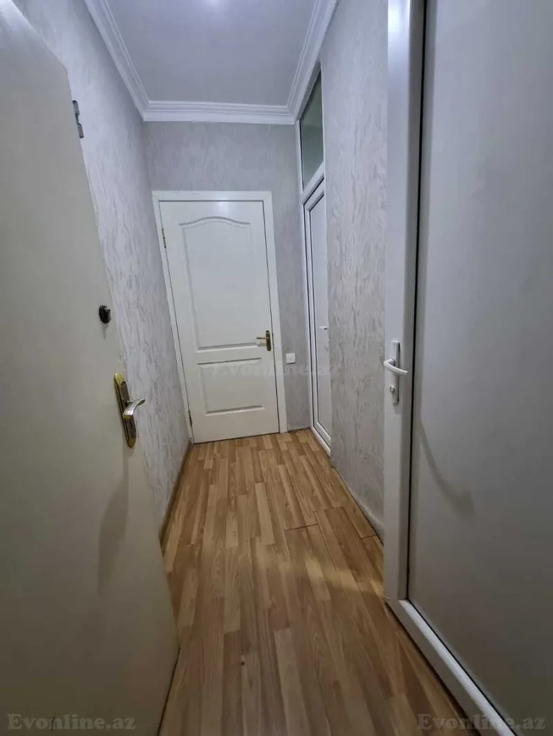 Satılır 2 otaqlı Mənzil Köhnə tikili 50 m² 7-ci mikrorayon - şəkil 14