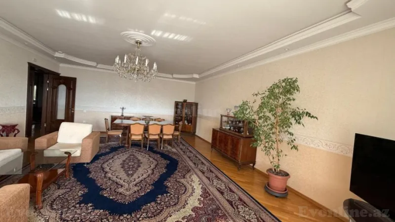 Kirayə verilir 4 otaqlı Mənzil Yeni tikili 200 m² Nizami m. - şəkil 2