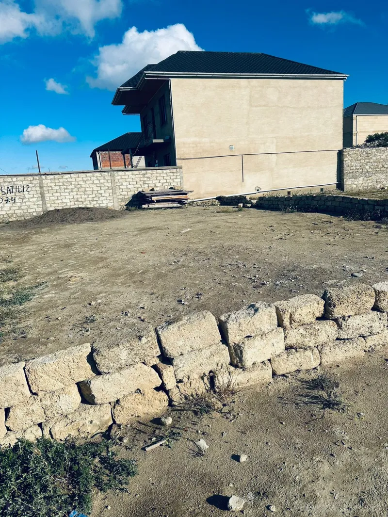 Torpaq Bakıxanov Satılır