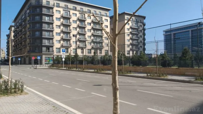 Satılır 2 otaqlı Mənzil Yeni tikili 81 m² Xətai r. - şəkil 2