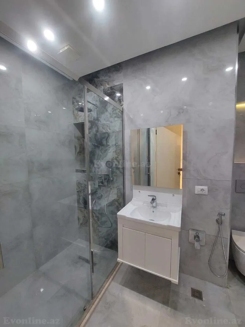 Satılır 2 otaqlı Mənzil Yeni tikili 83 m² 28 May m. - şəkil 14