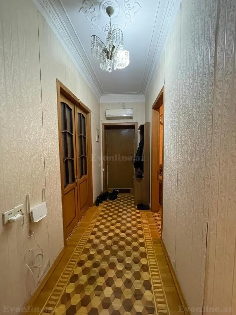 Satılır 4 otaqlı Mənzil Köhnə tikili 90 m² Yasamal - şəkil 8
