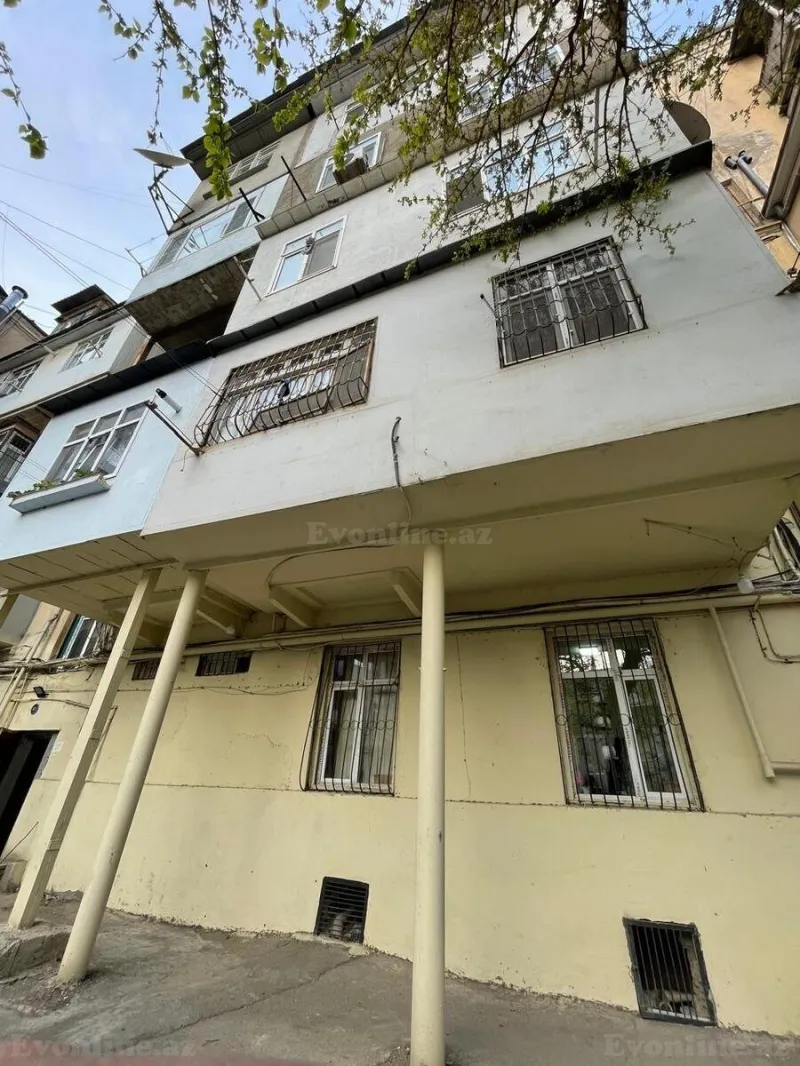 Satılır 4 otaqlı Mənzil Köhnə tikili 90 m² Yasamal - şəkil 9