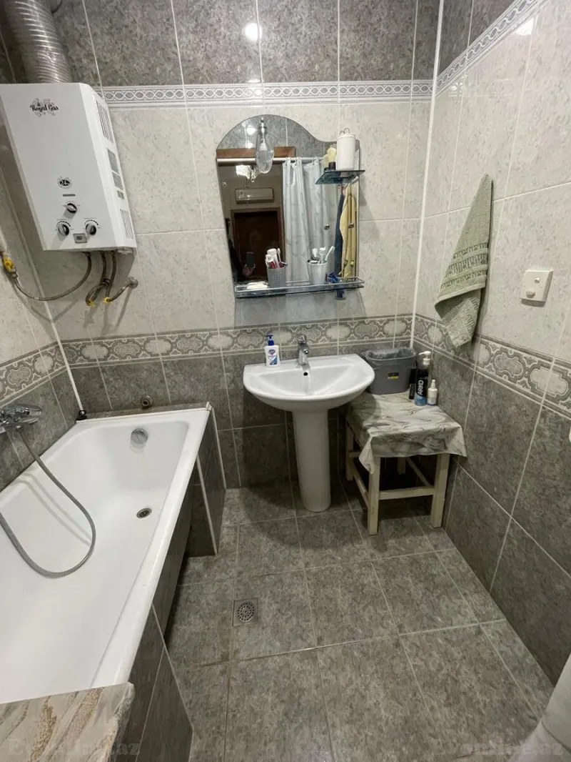 Satılır 4 otaqlı Mənzil Köhnə tikili 90 m² Yasamal - şəkil 17