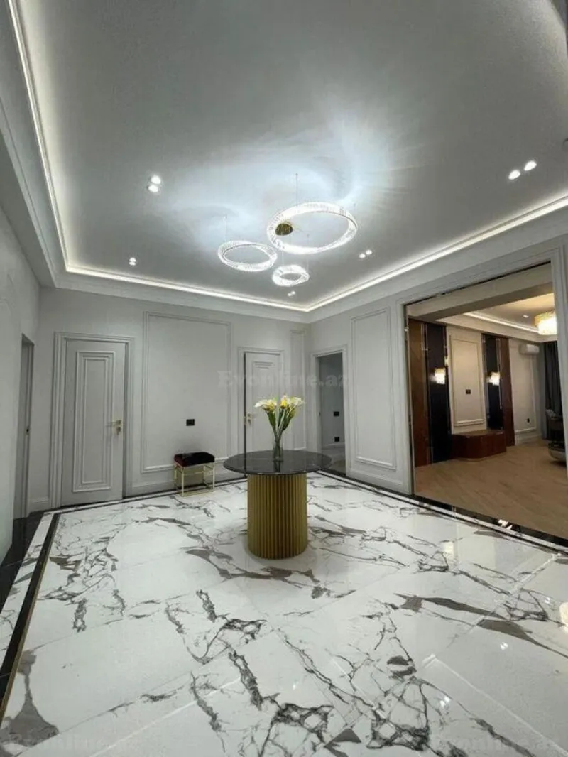 Satılır 4 otaqlı Mənzil Yeni tikili 160 m² Elmlər Akademiyası m. - şəkil 3