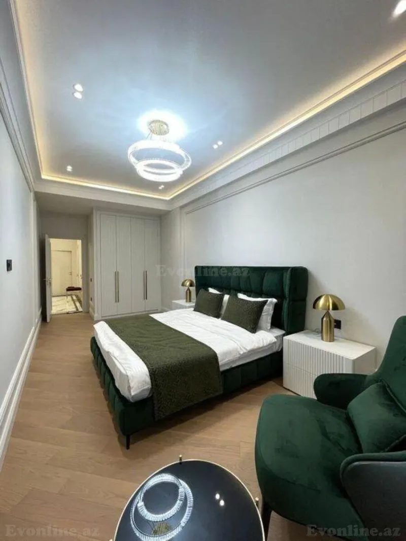Satılır 4 otaqlı Mənzil Yeni tikili 160 m² Elmlər Akademiyası m. - şəkil 8