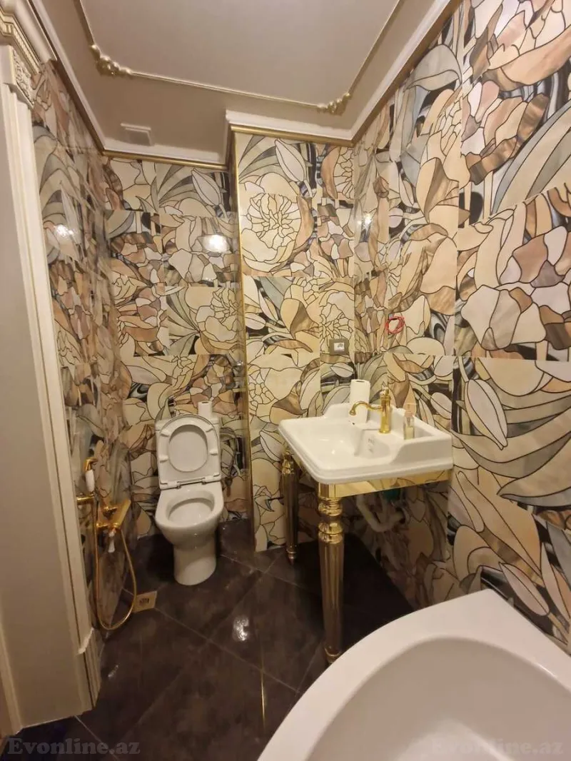 Satılır 5 otaqlı Mənzil Köhnə tikili 220 m² Sahil m. - şəkil 22