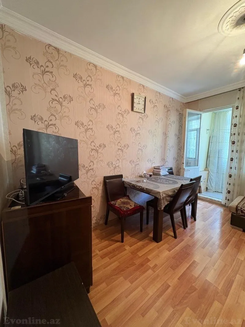 Satılır 2 otaqlı Mənzil Köhnə tikili 55 m² 3-cü mikrorayon - şəkil 3