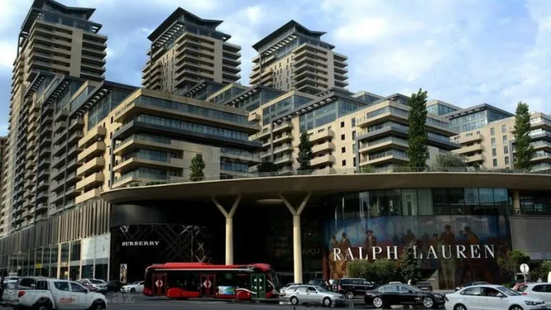 Kirayə verilir 4 otaqlı Mənzil Yeni tikili 200 m² Nəsimi r.