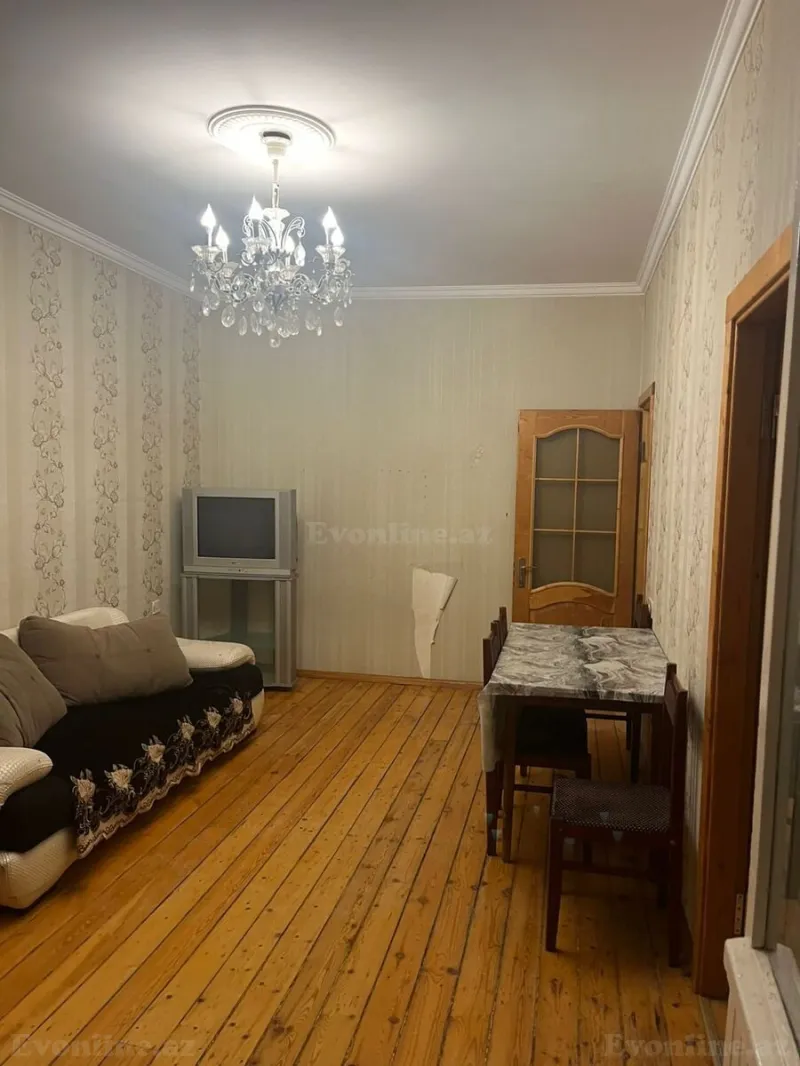 Kirayə verilir 2 otaqlı Mənzil Köhnə tikili 65 m² 4-cü mikrorayon - şəkil 2