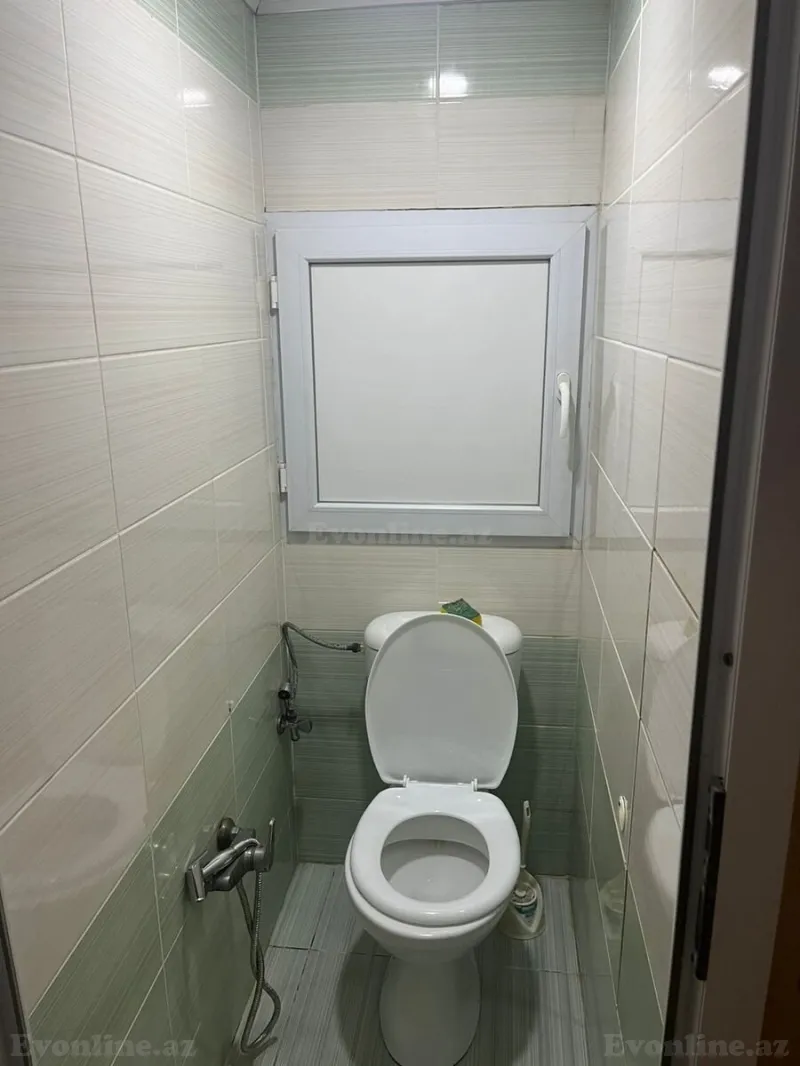 Kirayə verilir 2 otaqlı Mənzil Köhnə tikili 65 m² 4-cü mikrorayon - şəkil 10