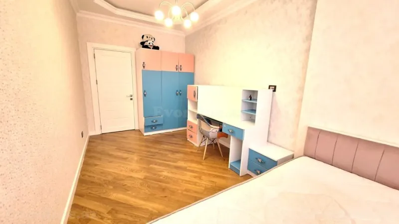 Kirayə verilir 4 otaqlı Mənzil Yeni tikili 170 m² Xətai m. - şəkil 13