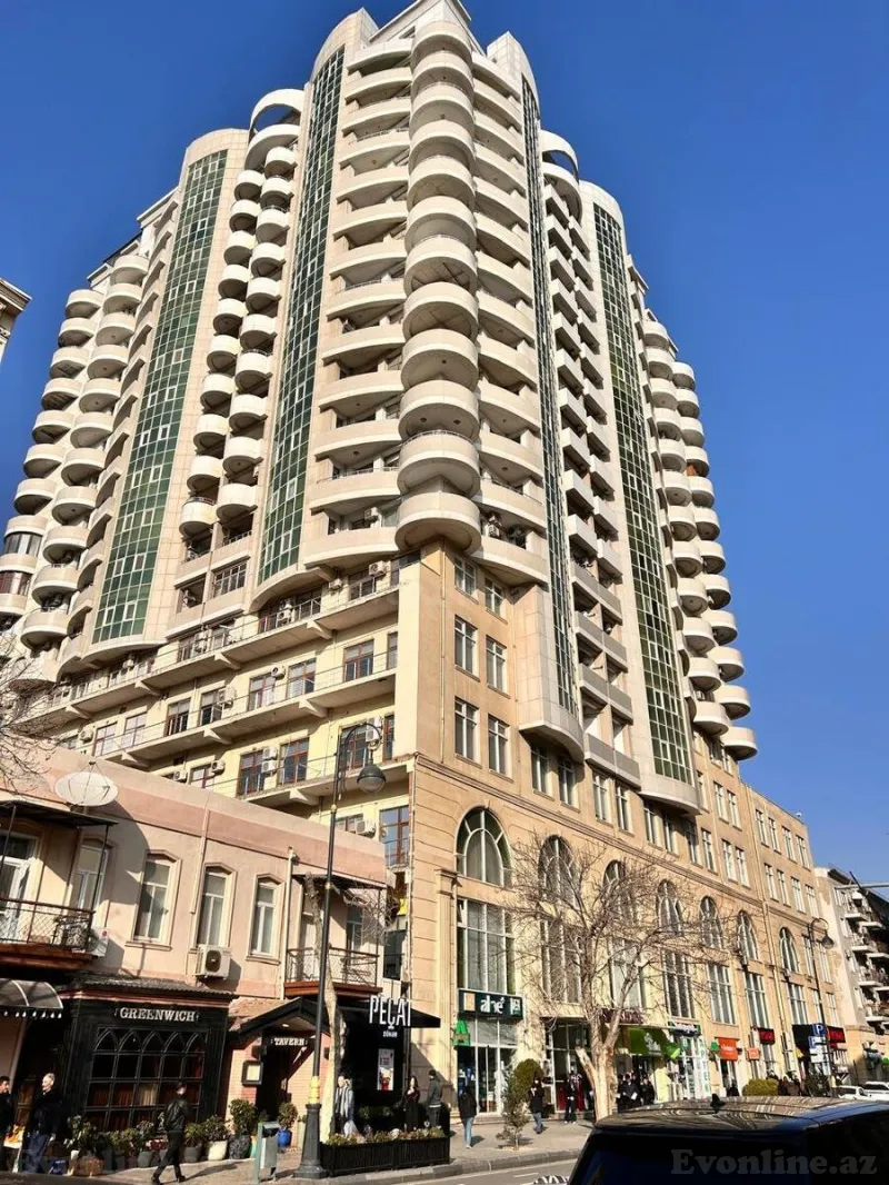 Satılır 5 otaqlı Mənzil Yeni tikili 265 m² 28 May m. - şəkil 4
