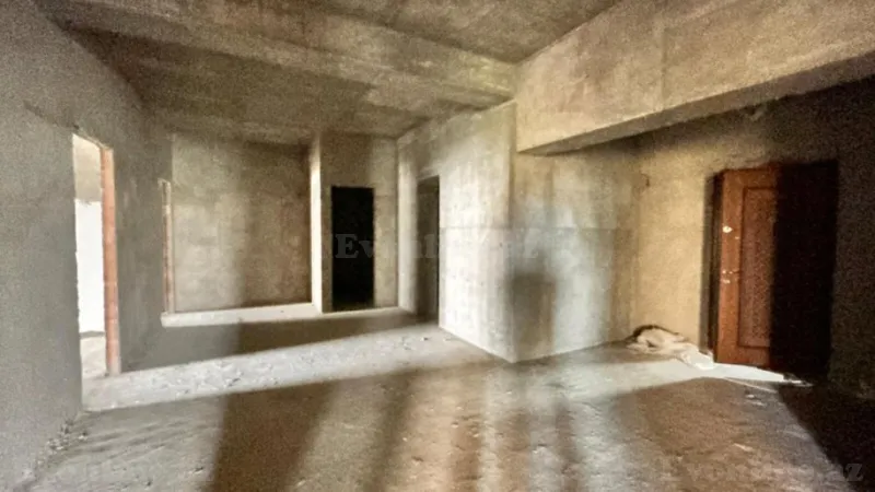 Satılır 5 otaqlı Mənzil Yeni tikili 265 m² 28 May m. - şəkil 7