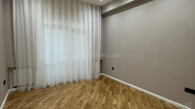 Satılır 3 otaqlı Mənzil Yeni tikili 148 m² Həzi Aslanov m. - şəkil 8