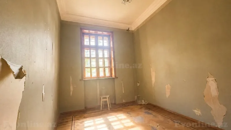 Satılır 5 otaqlı Mənzil Köhnə tikili 135 m² Nəriman Nərimanov m. - şəkil 5