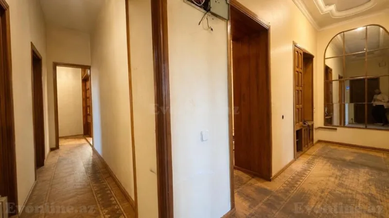 Satılır 5 otaqlı Mənzil Köhnə tikili 135 m² Nəriman Nərimanov m. - şəkil 6