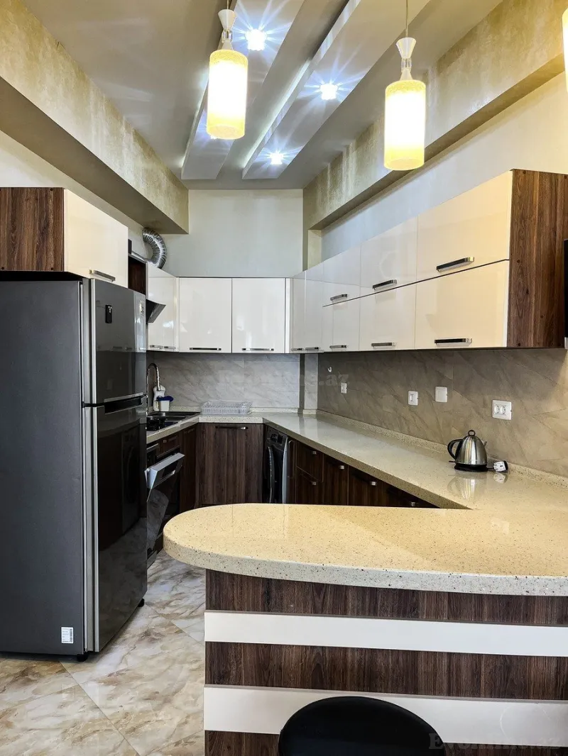 Kirayə verilir 3 otaqlı Mənzil Yeni tikili 125 m² Nizami m. - şəkil 12