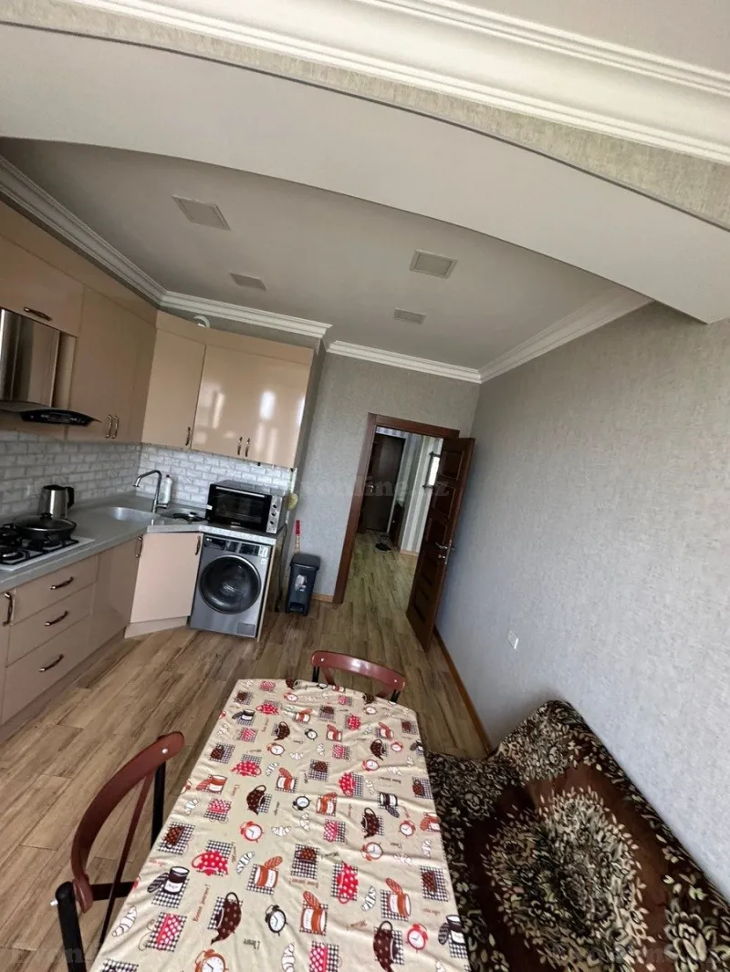 Satılır 2 otaqlı Mənzil Yeni tikili 80 m² Həzi Aslanov m. - şəkil 6