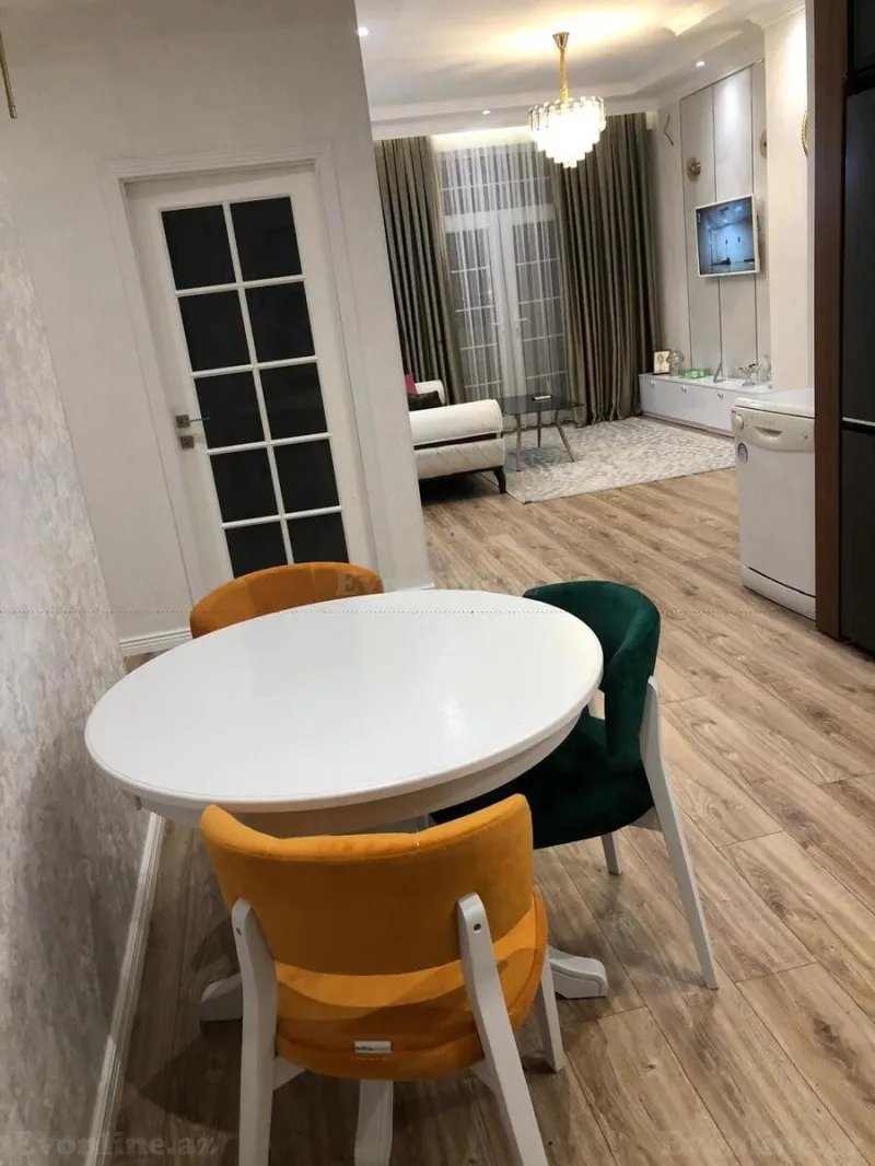 Kirayə verilir 2 otaqlı Mənzil Yeni tikili 68 m² 8-ci mikrorayon - şəkil 2