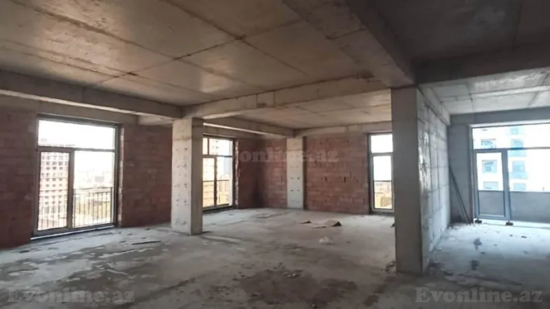 Satılır 4 otaqlı Mənzil Yeni tikili 195 m² 28 May m. - şəkil 8