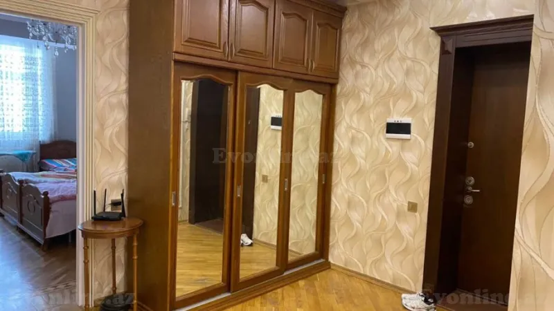 Kirayə verilir 3 otaqlı Mənzil Yeni tikili 130 m² 8-ci mikrorayon - şəkil 7