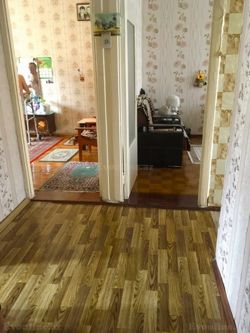 Satılır 4 otaqlı Mənzil Köhnə tikili 110 m² Neftçilər m. - şəkil 10