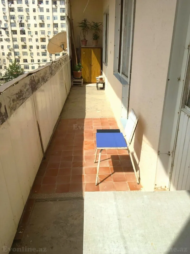 Satılır 4 otaqlı Mənzil Köhnə tikili 110 m² Neftçilər m. - şəkil 15