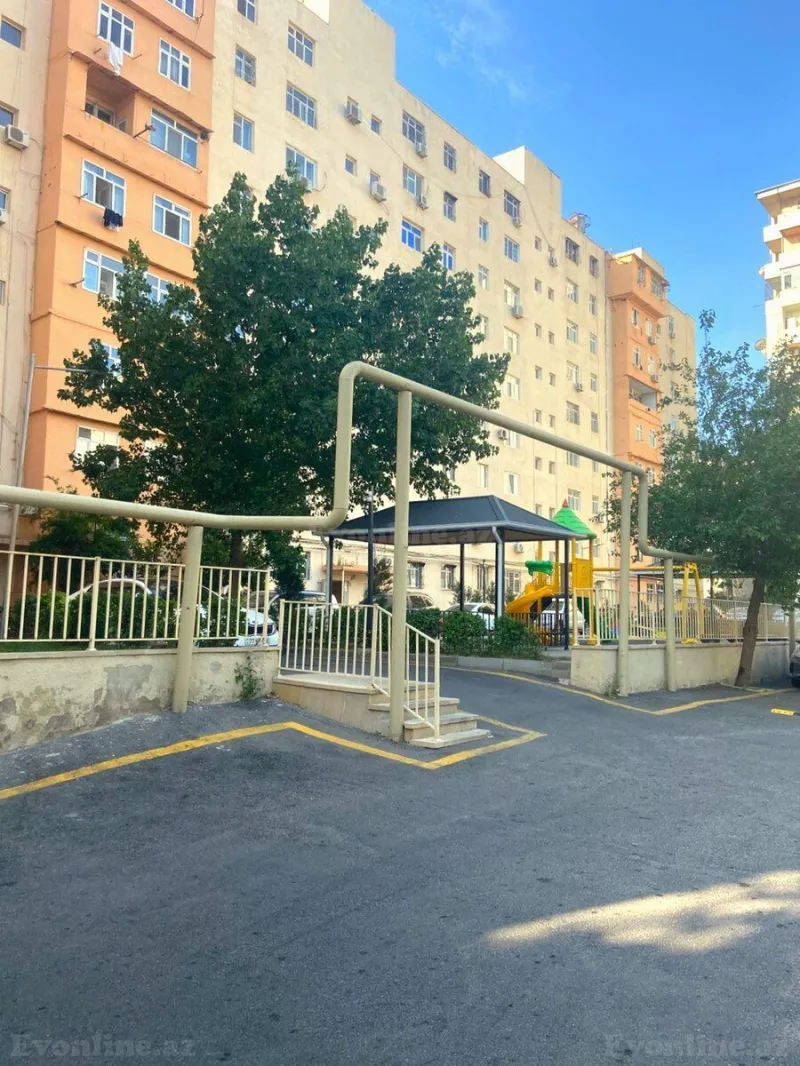 Satılır 4 otaqlı Mənzil Köhnə tikili 110 m² Neftçilər m. - şəkil 22