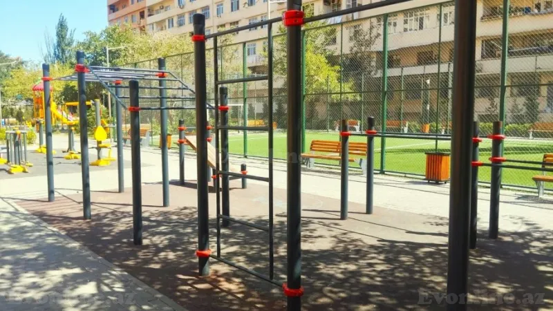 Satılır 4 otaqlı Mənzil Köhnə tikili 110 m² Neftçilər m. - şəkil 24